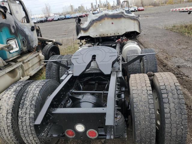 2020 Freigliner 122SD