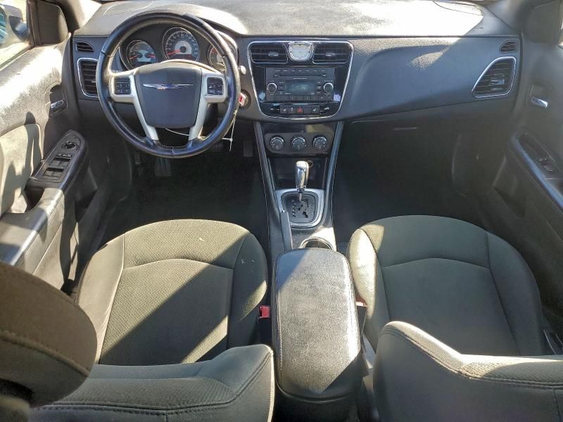 2012 Chrysler 200 Touring