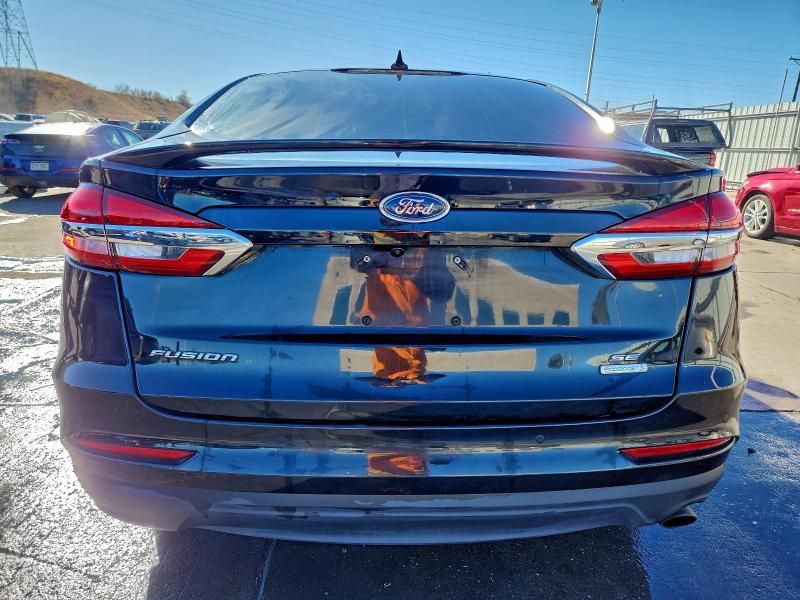 2020 Ford Fusion se