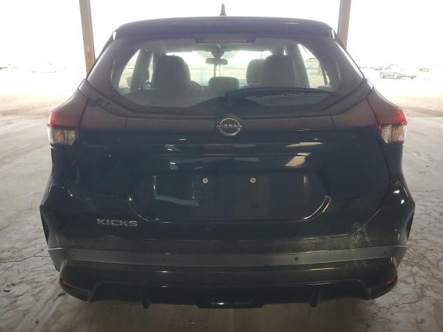 2023 Nissan Kicks s