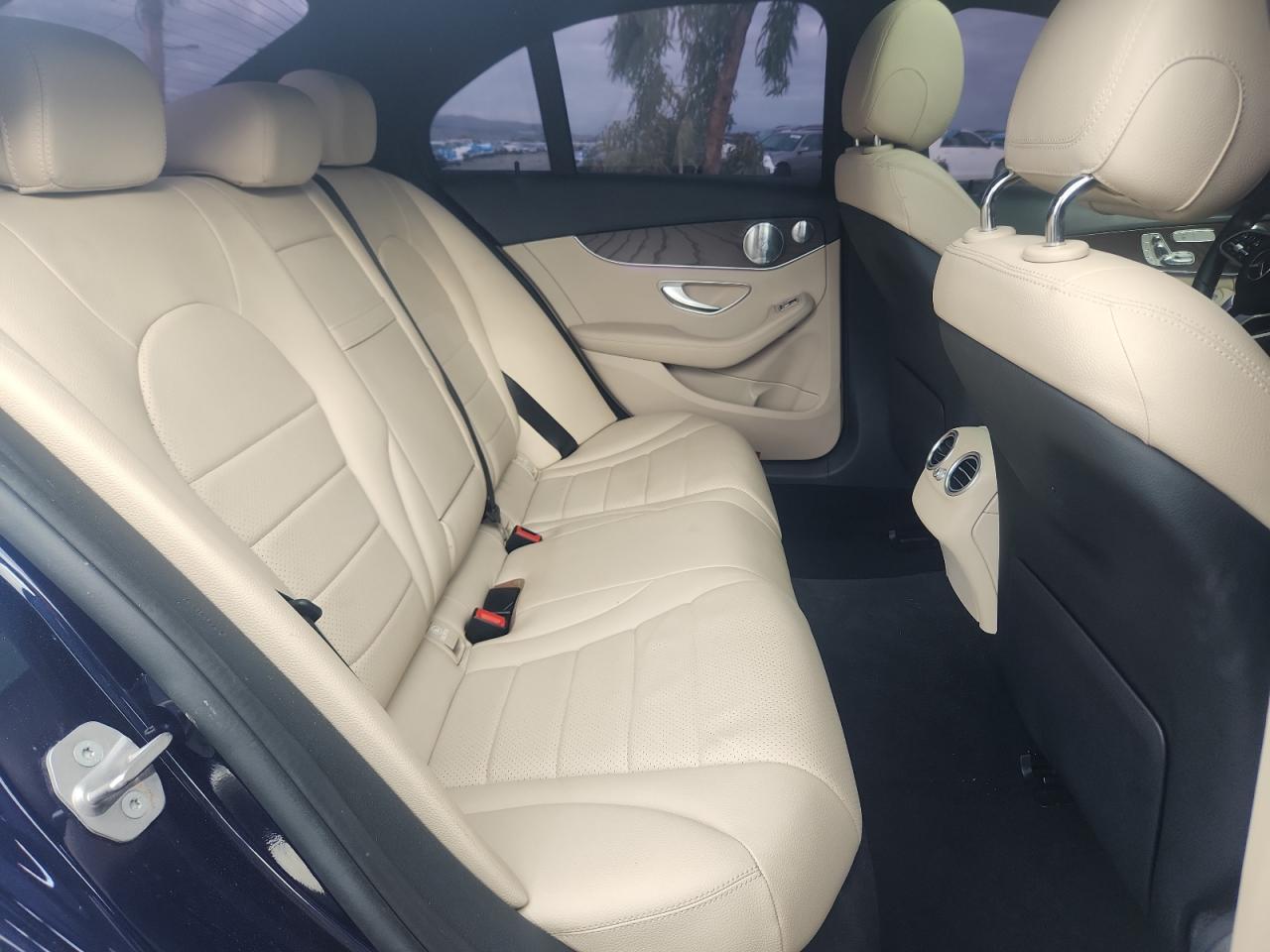 2021 Mercedes-Benz C300