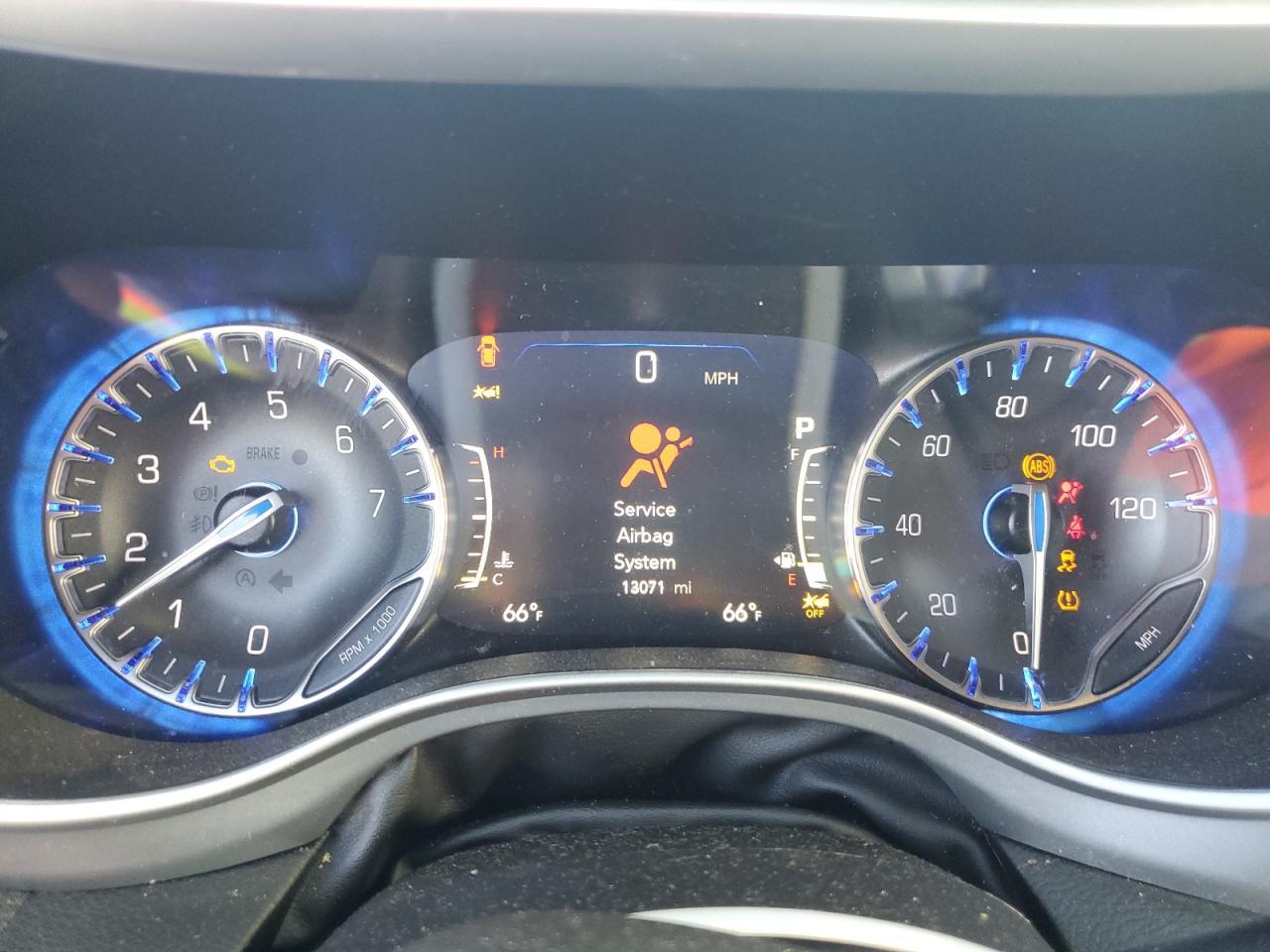 2024 Chrysler Pacifica Touring