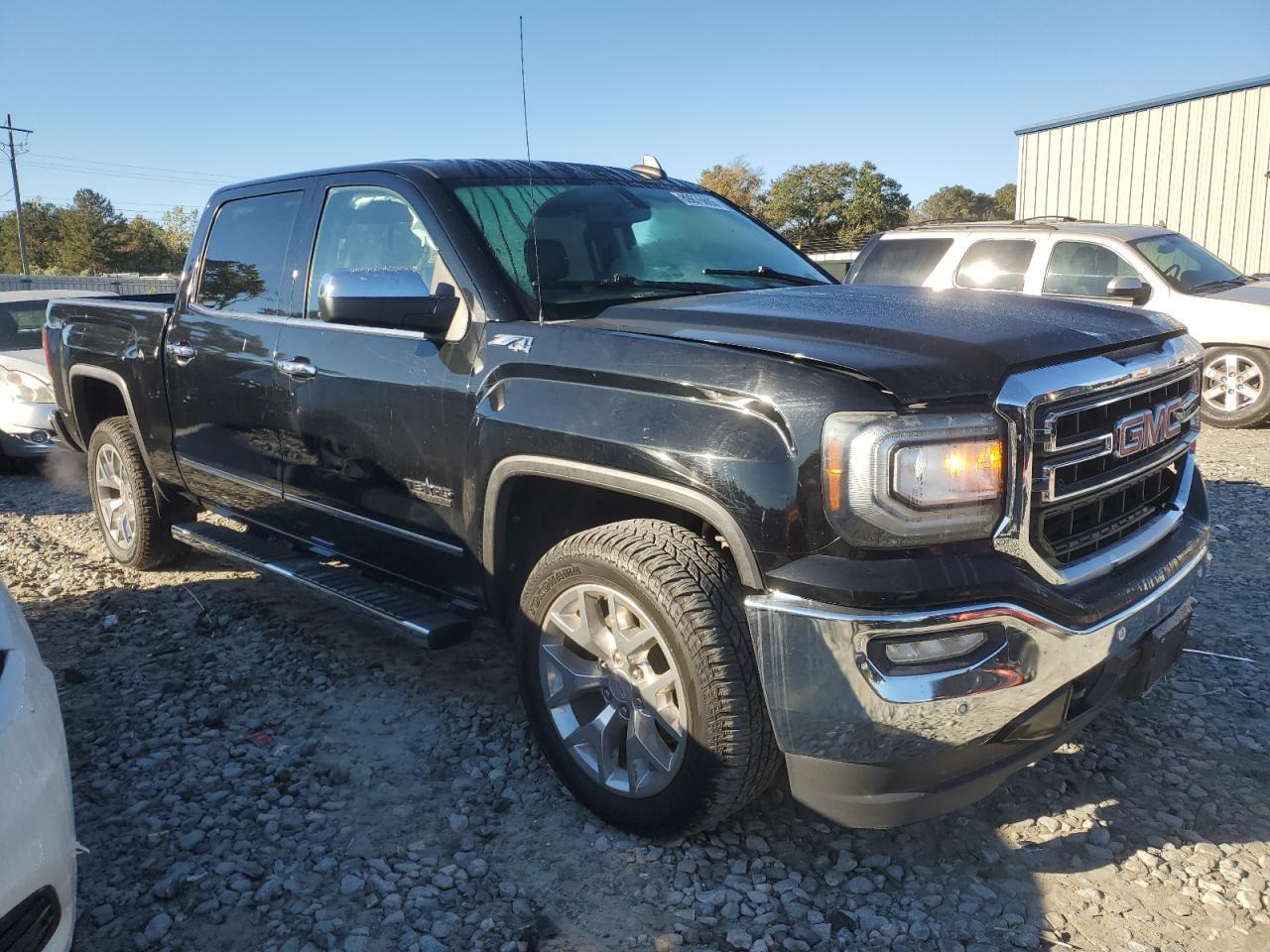 2017 GMC Sierra K1500 slt