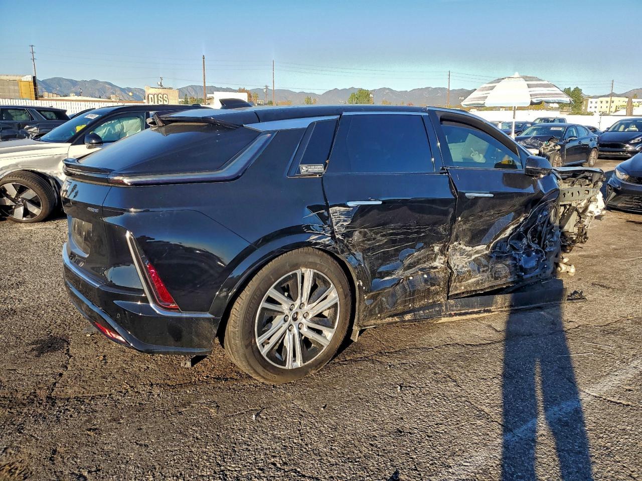 2024 Cadillac Lyriq Tech