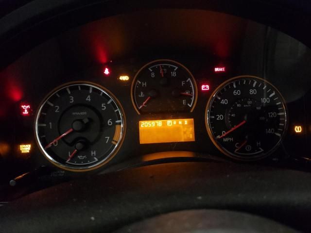 2011 Nissan Armada Platinum