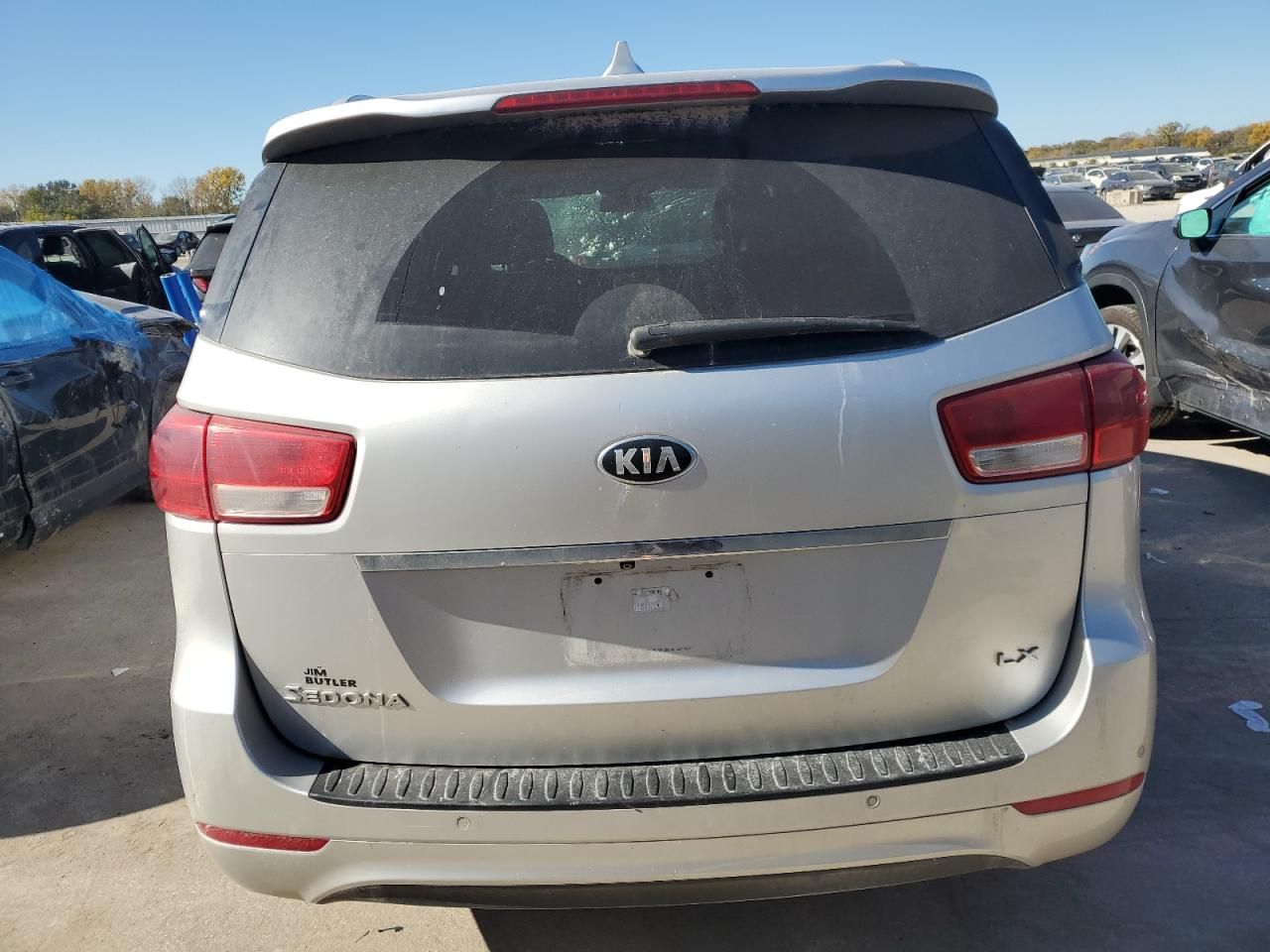 2016 KIA Sedona lx