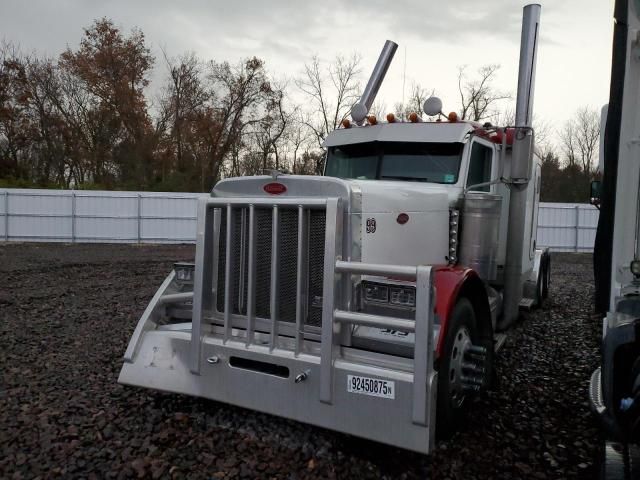 2007 Peterbilt 379 Semi Truck