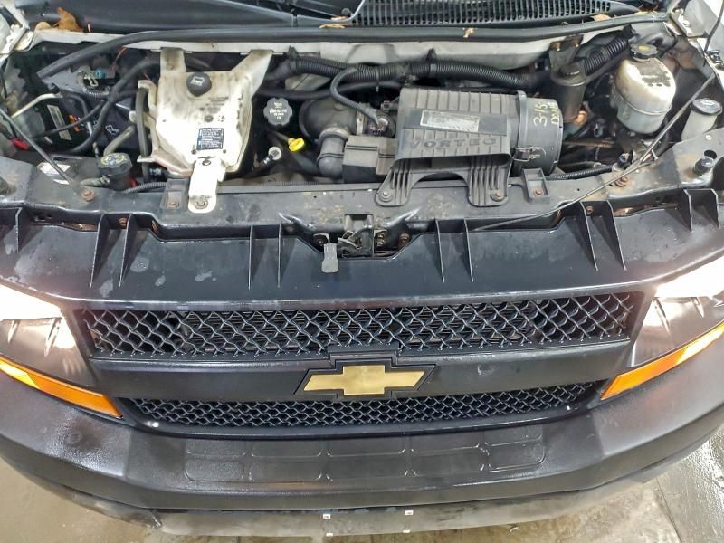 2013 Chevrolet Express Delivery Van