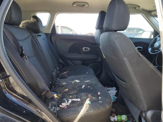 2016 KIA Soul +