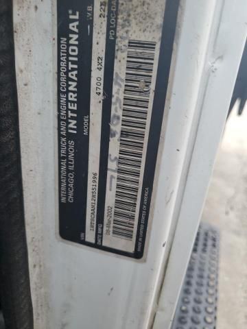 2002 International 4000 4700