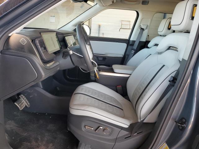 2023 Rivian R1S Adventure