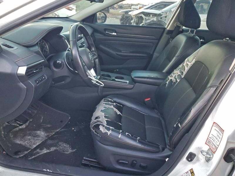 2020 Nissan Altima sr