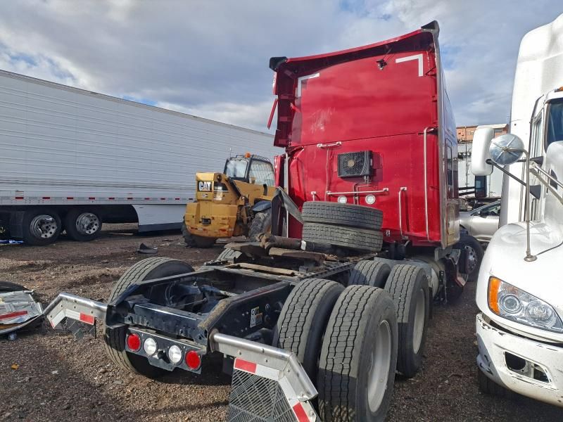 2023 Kenworth T680 Semi Truck