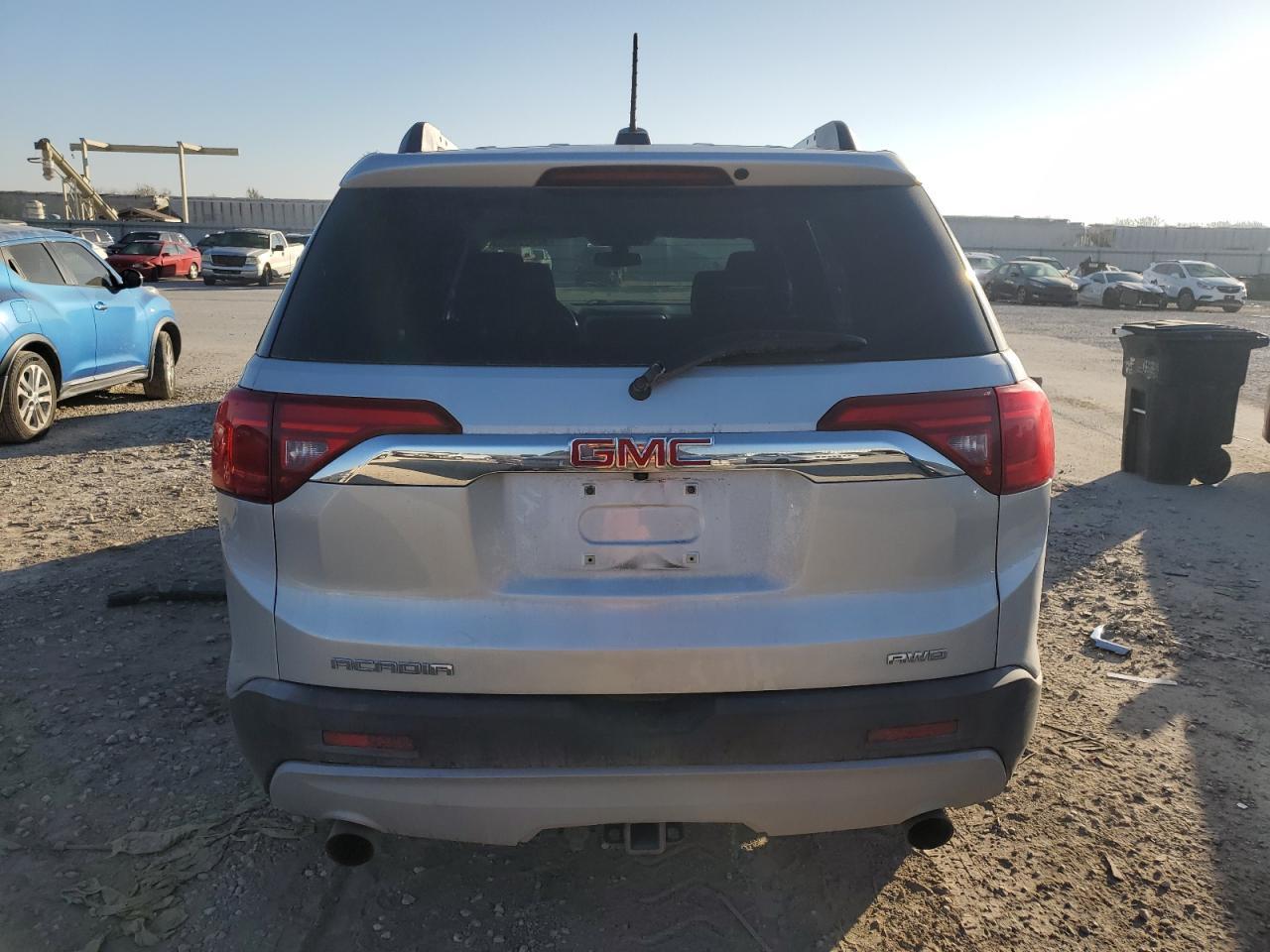 2017 GMC Acadia sle