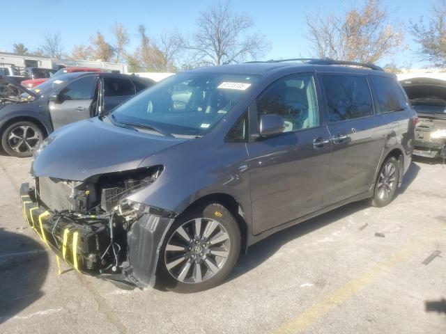 2019 Toyota Sienna xle