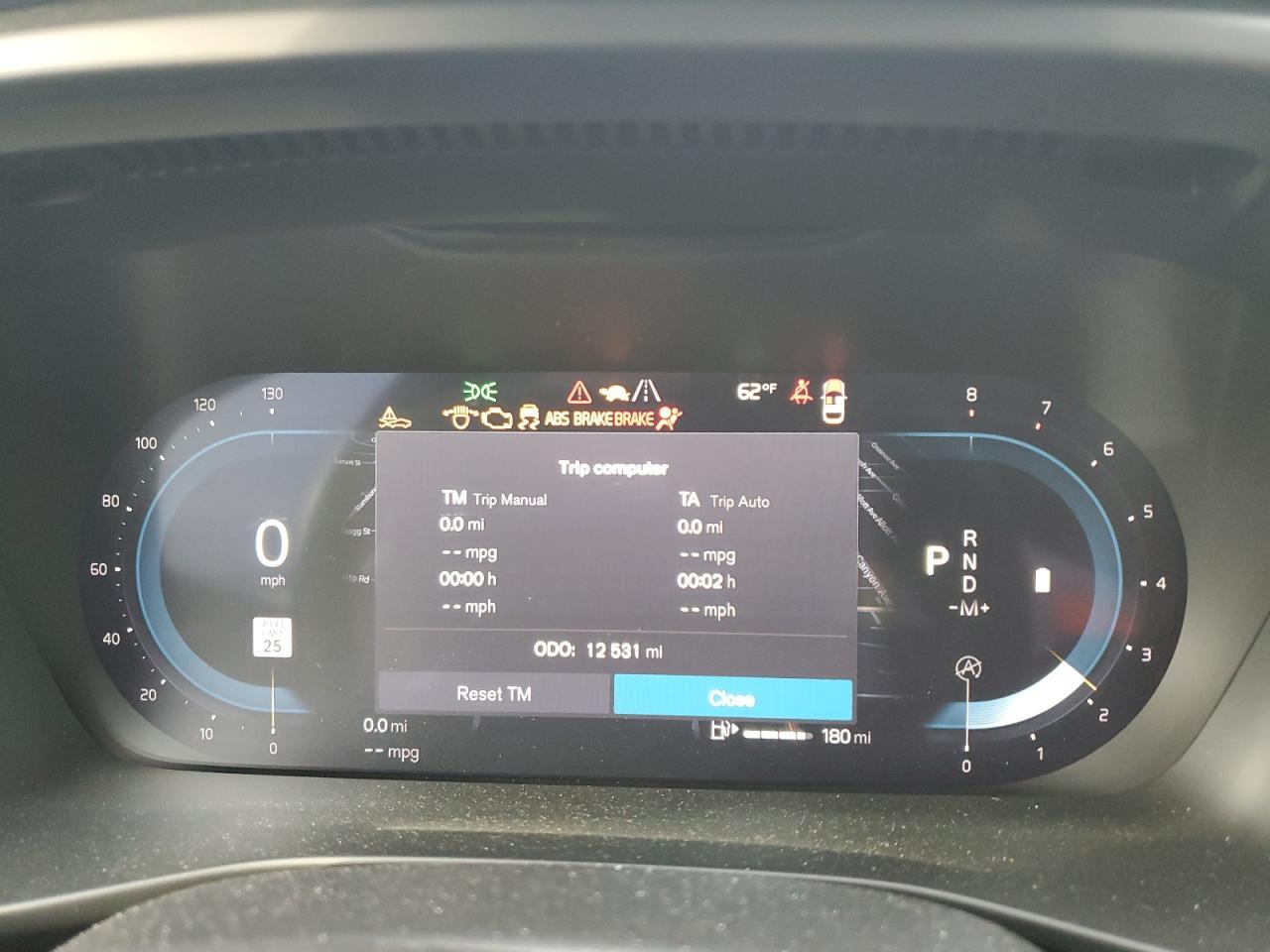 2025 Volvo Xc40 Plus