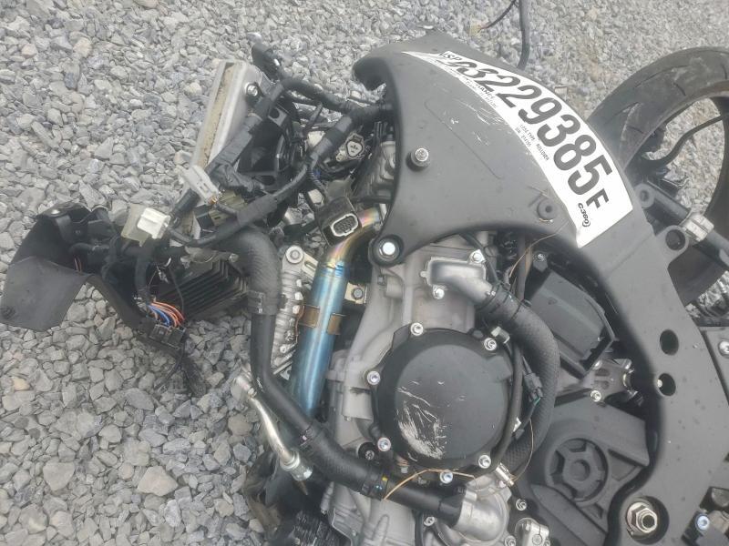 2024 Kawasaki Zx1002 l