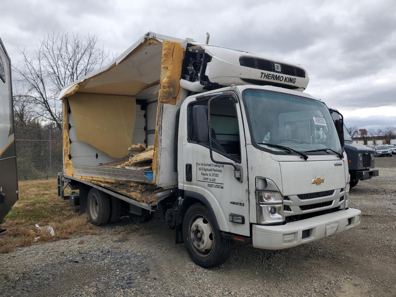 2024 Chevrolet 4500 Refrigerated BOX Truck