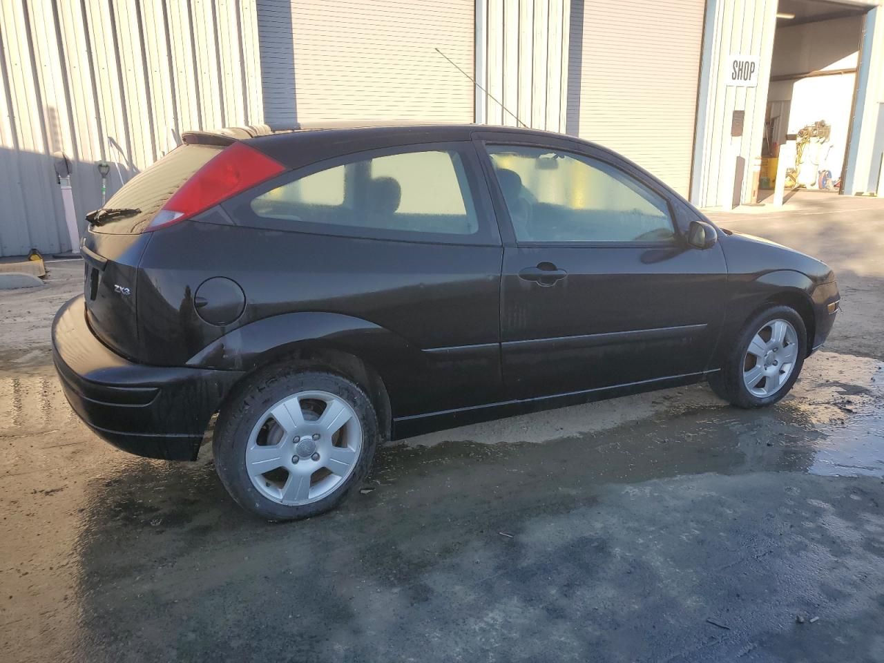 2005 Ford Focus ZX3