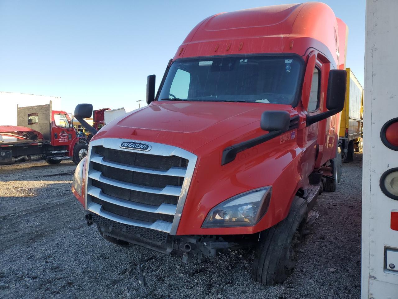 2021 Freigliner 2021 Freightliner Cascadia 126 Semi Truck
