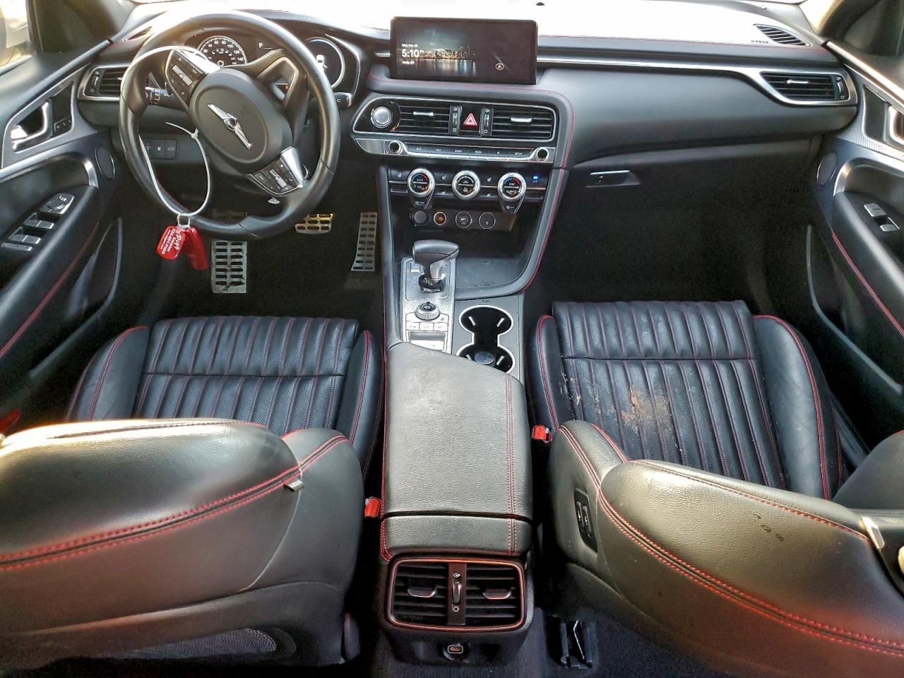 2022 Genesis G70 Base