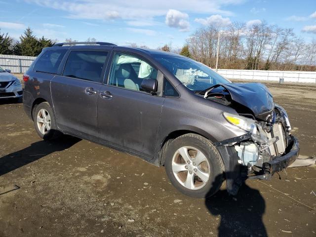 2015 Toyota Sienna le