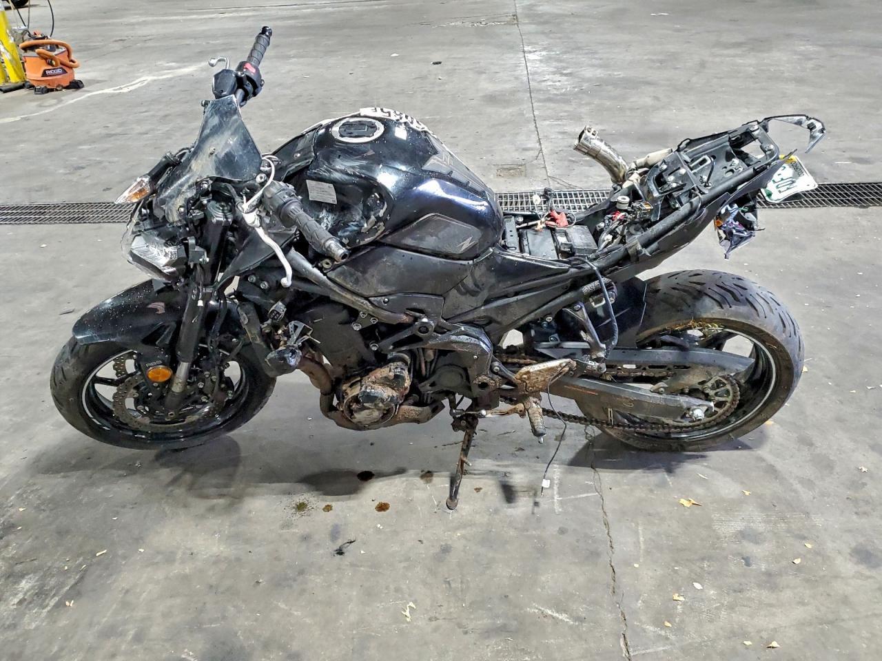2022 Kawasaki ZR900