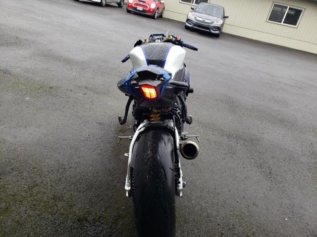 2023 Yama YZFR1M