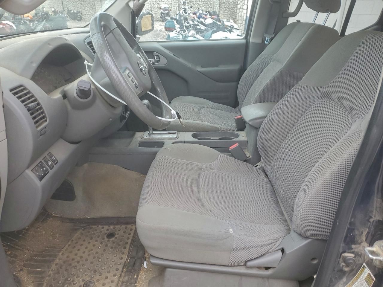 2016 Nissan Frontier s