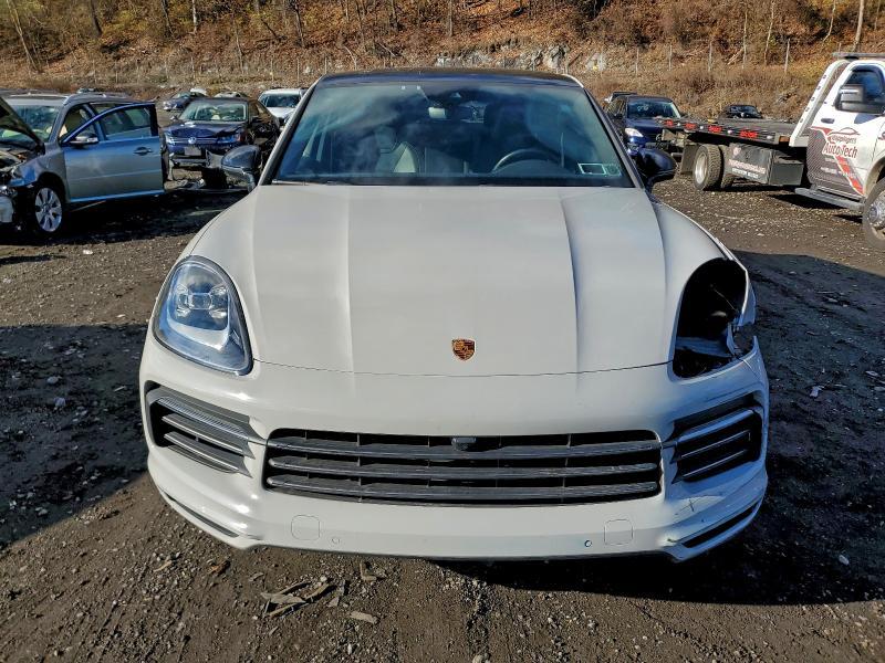 2022 Porsche Cayenne Coupe