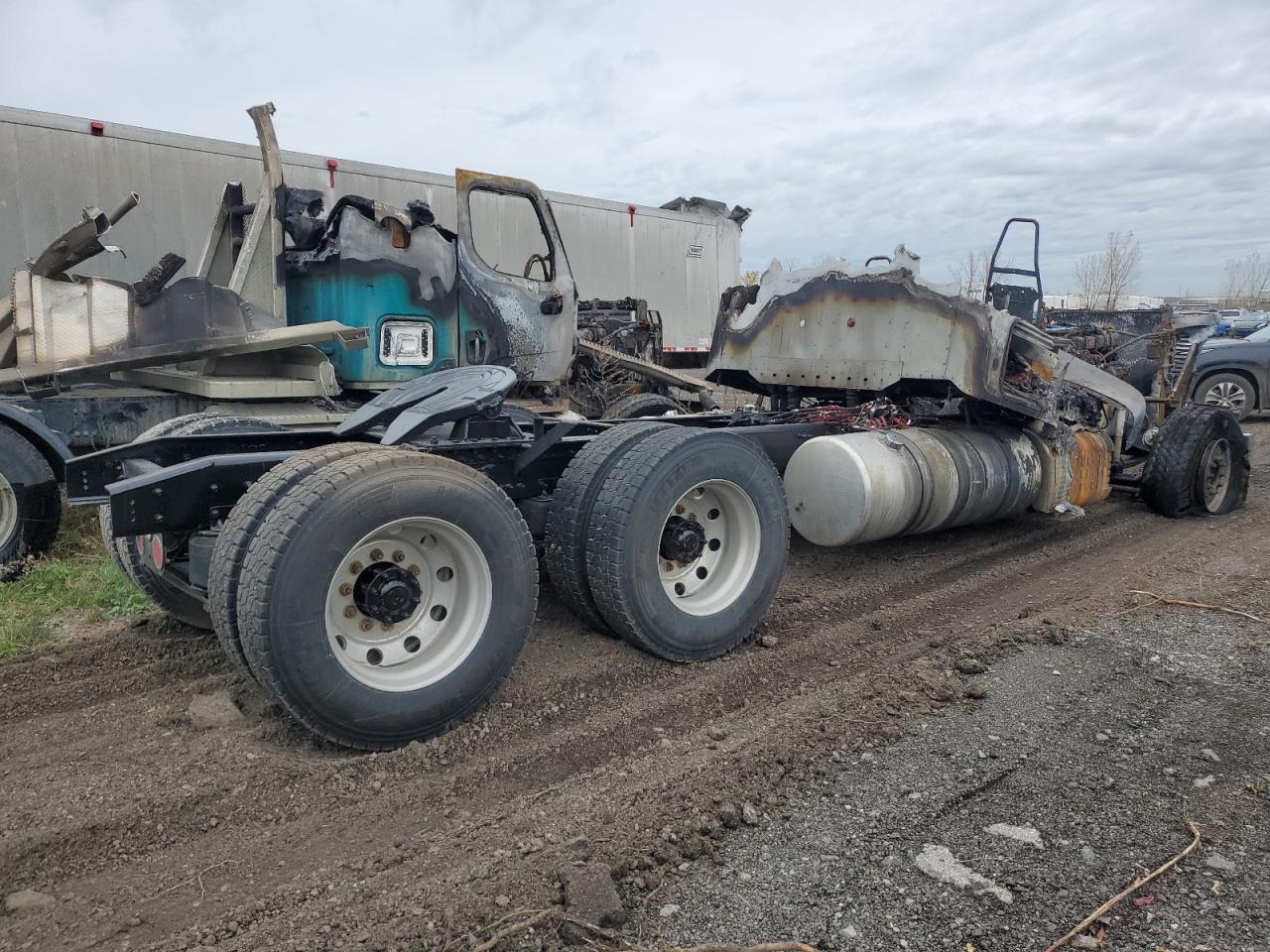 2020 Freigliner 122SD