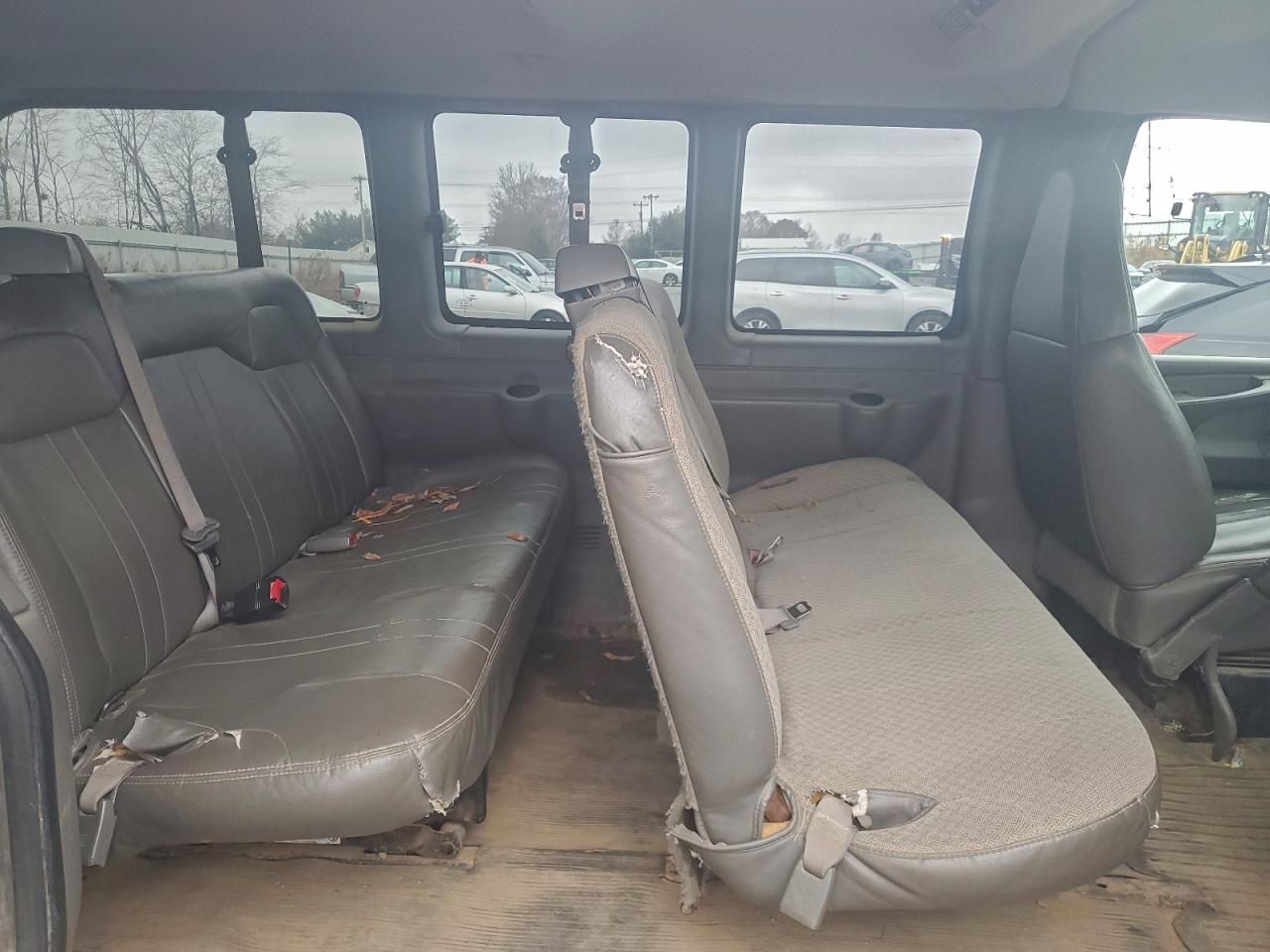 2009 Chevrolet Express G2500
