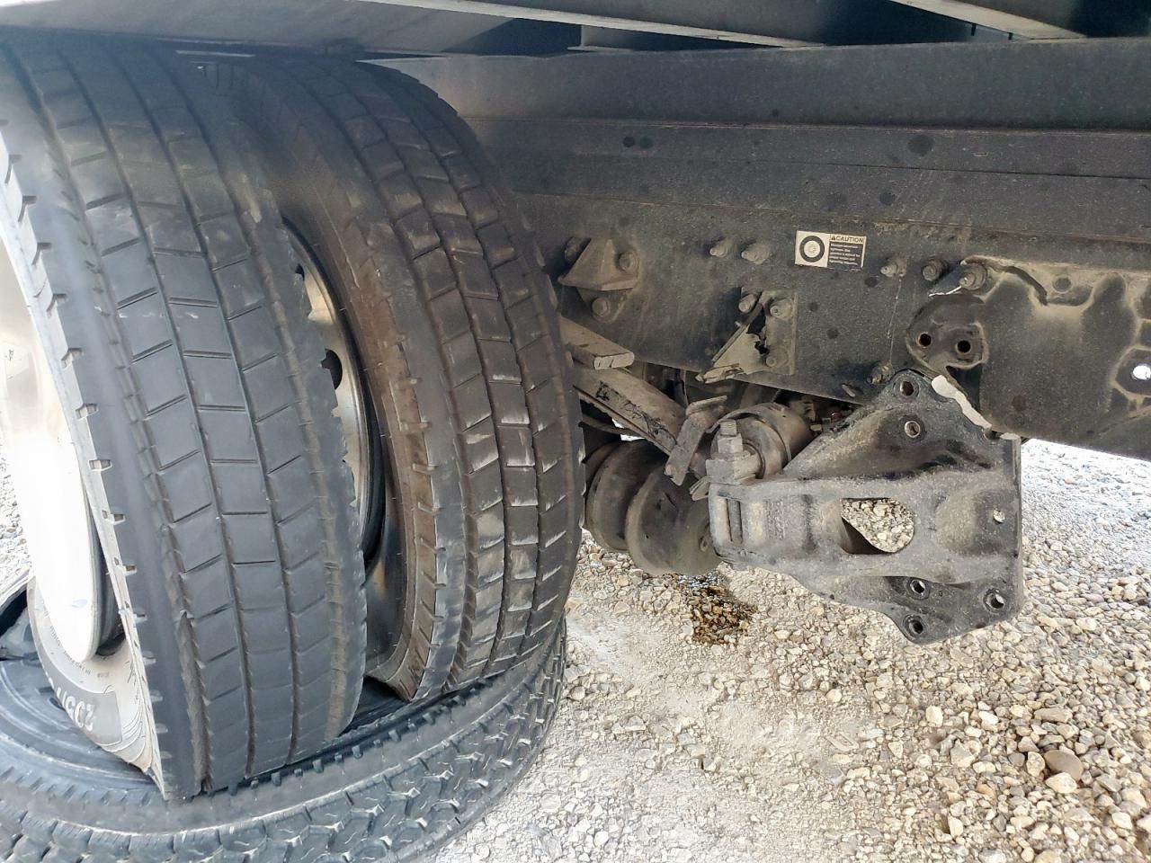 2020 Peterbilt 337 BOX Truck