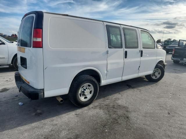2013 Chevrolet Express G2500 Utility / Service van