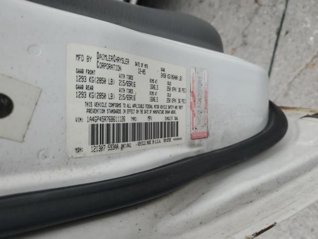 2006 Chrysler Town & Country