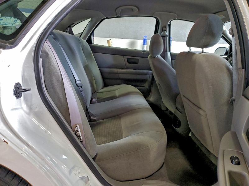 2003 Ford Taurus se