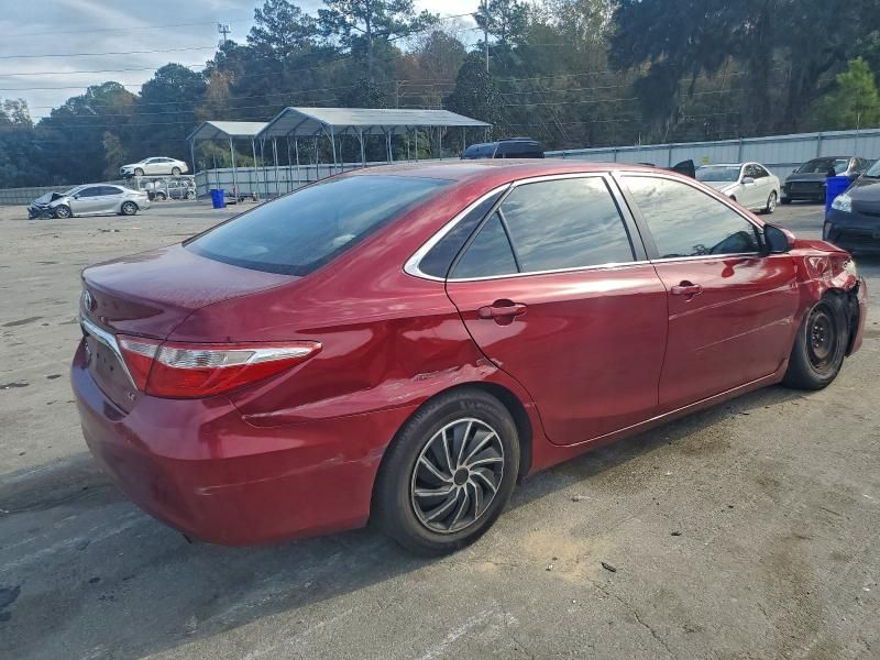 2015 Toyota Camry le