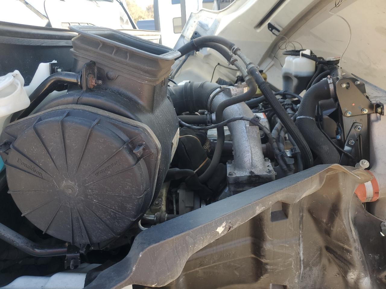 2021 Hino BOX Truck