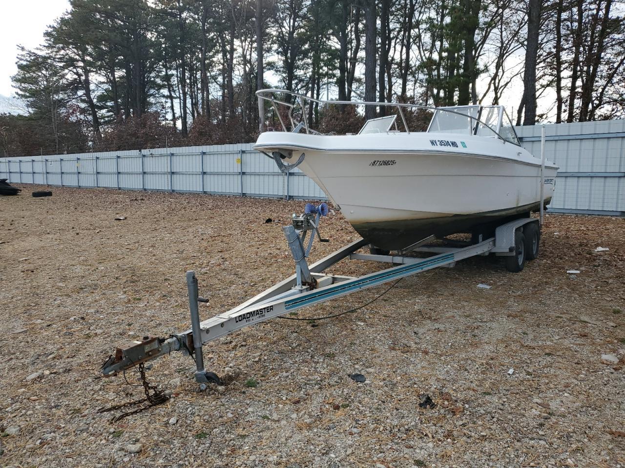 2000 Aquasport Transport  Boat Boat