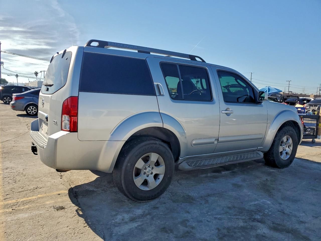 2005 Nissan Pathfinder le