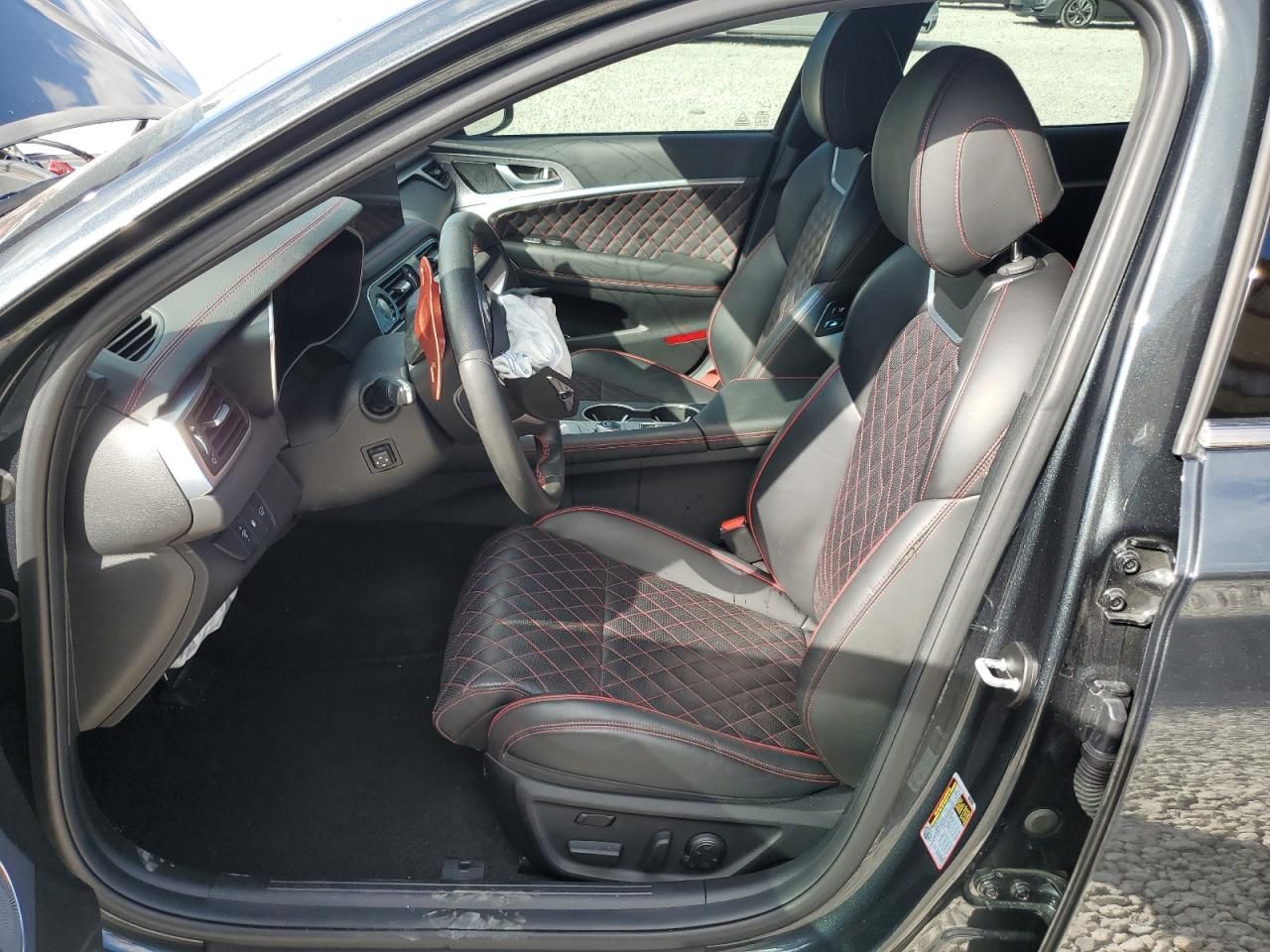 2023 Genesis G70 Base