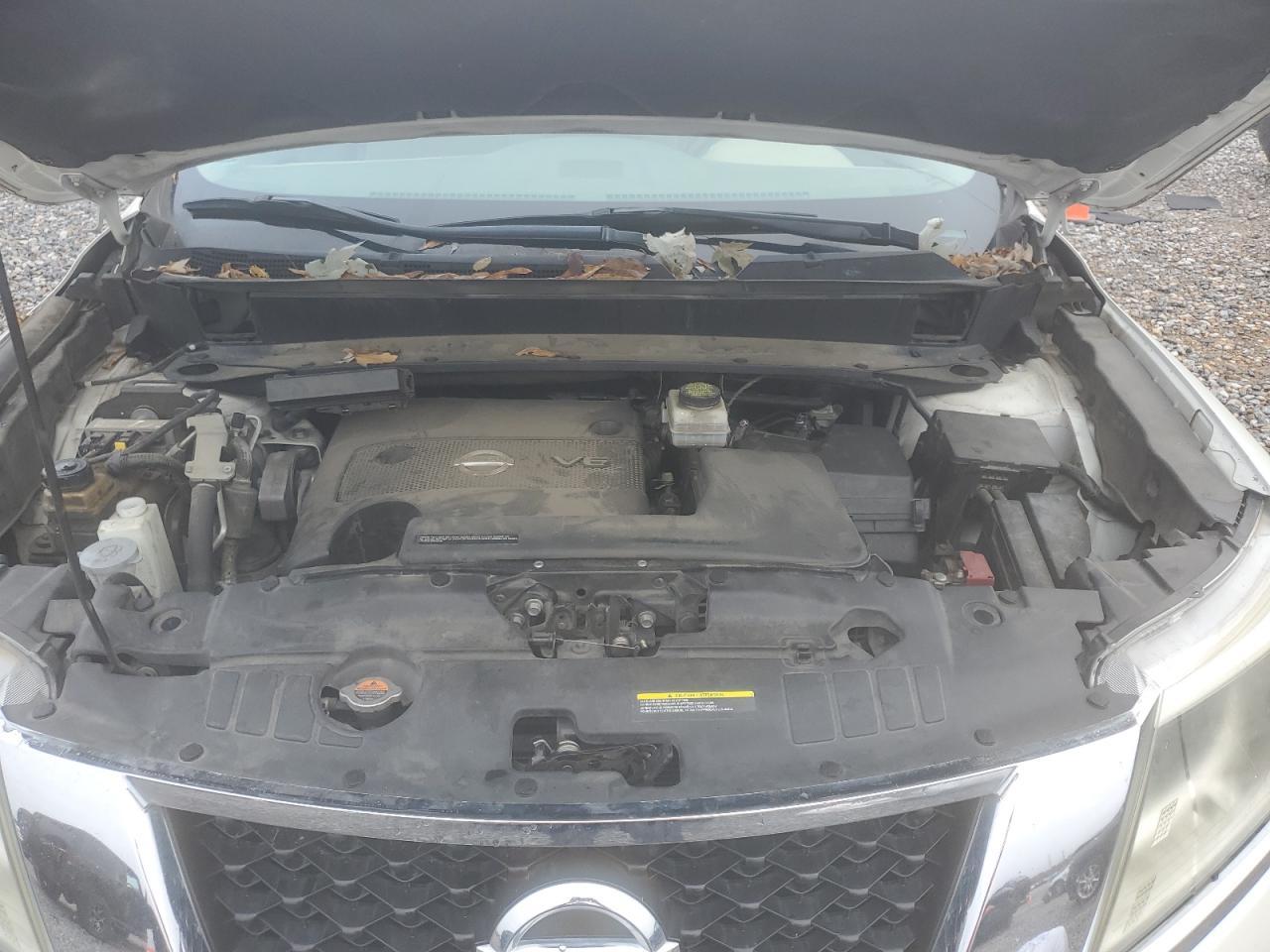 2015 Niss Pathfinder sv