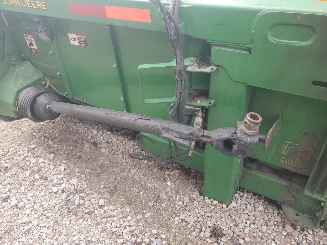 2014 John Deere 608C Corn Head