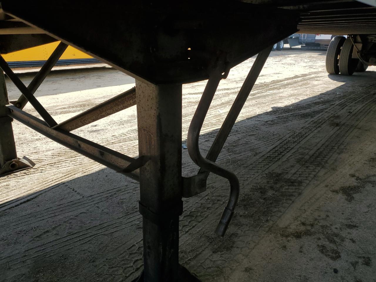 1998 Lufkin DRY Van Trailer