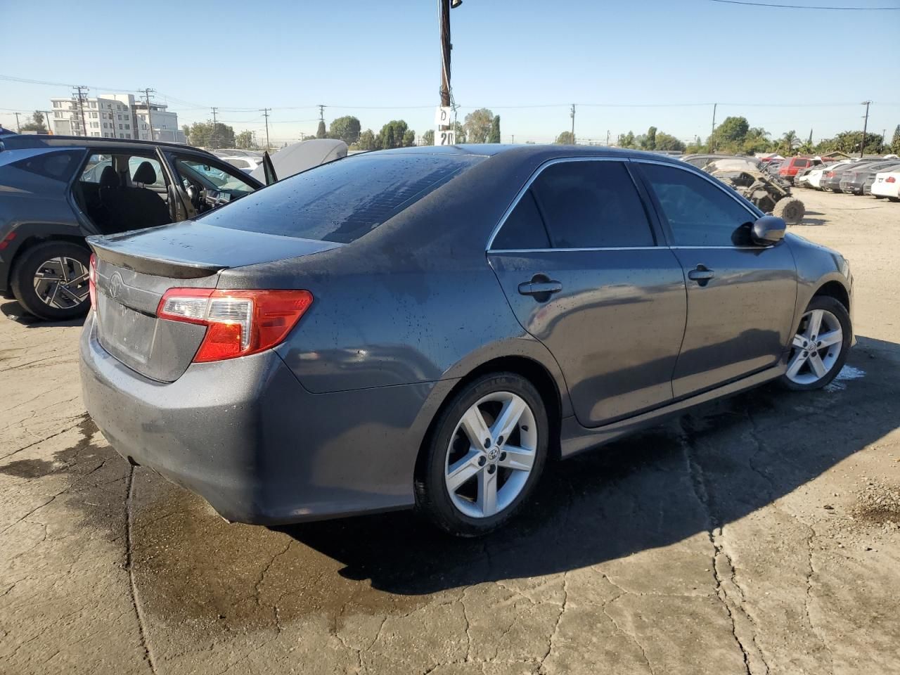 2013 Toyota Camry l