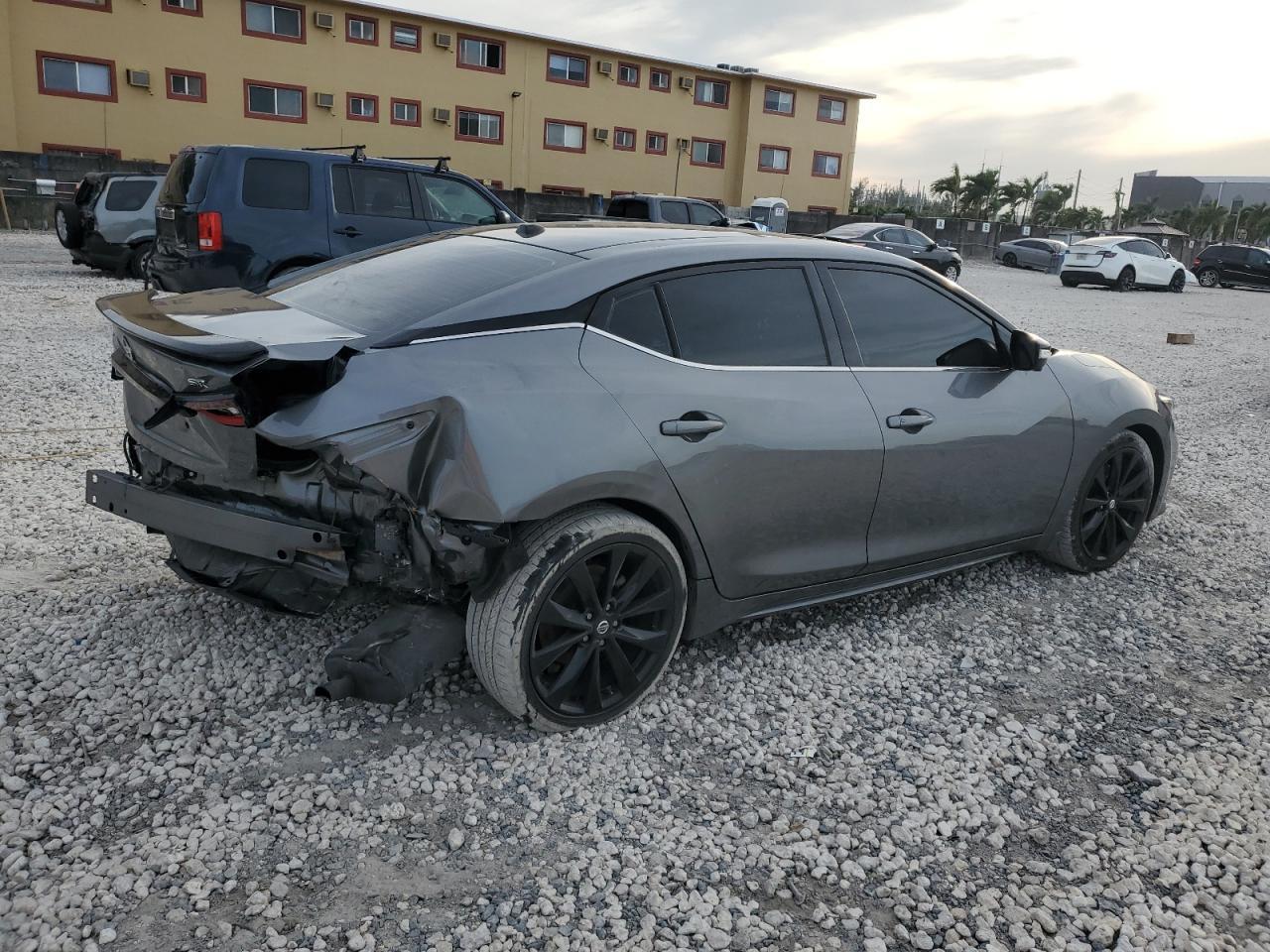 2021 Nissan Maxima sr