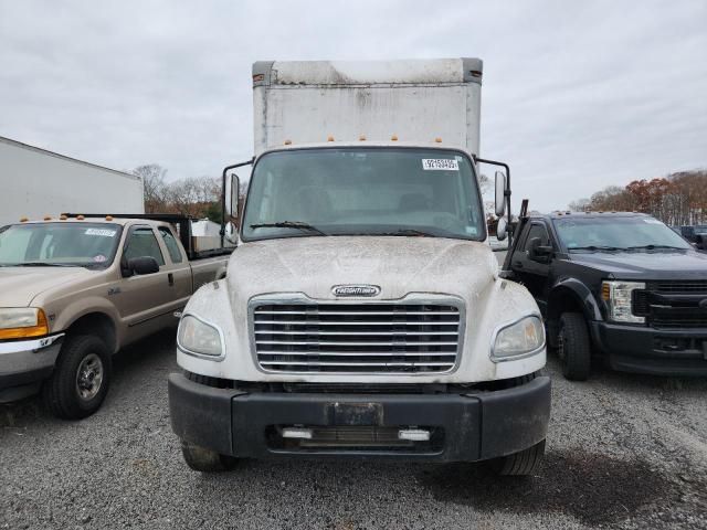 2013 Freightliner Business Class M2 BOX Truck