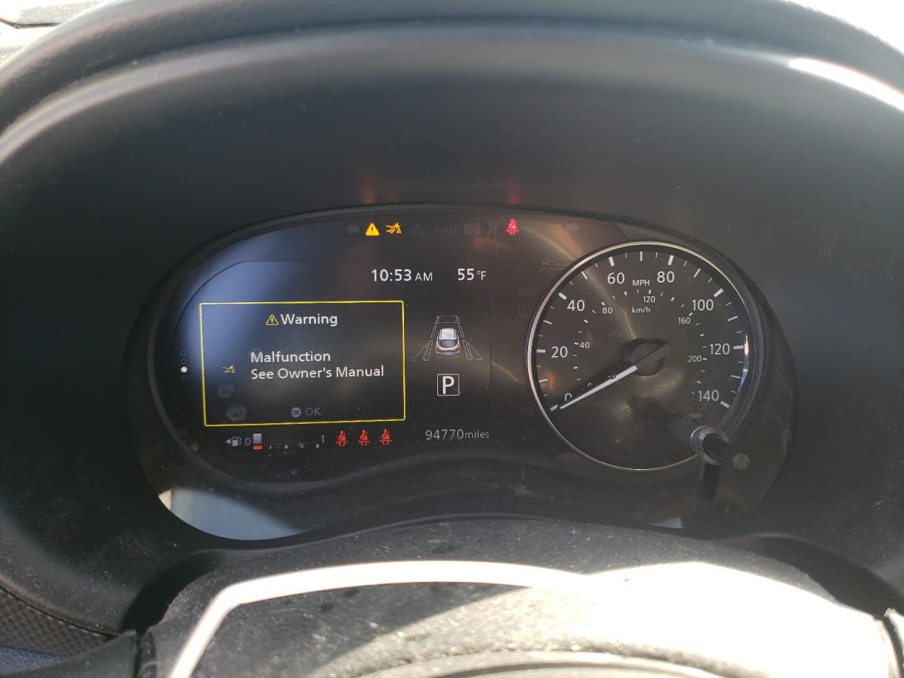 2021 Nissan Kicks sv