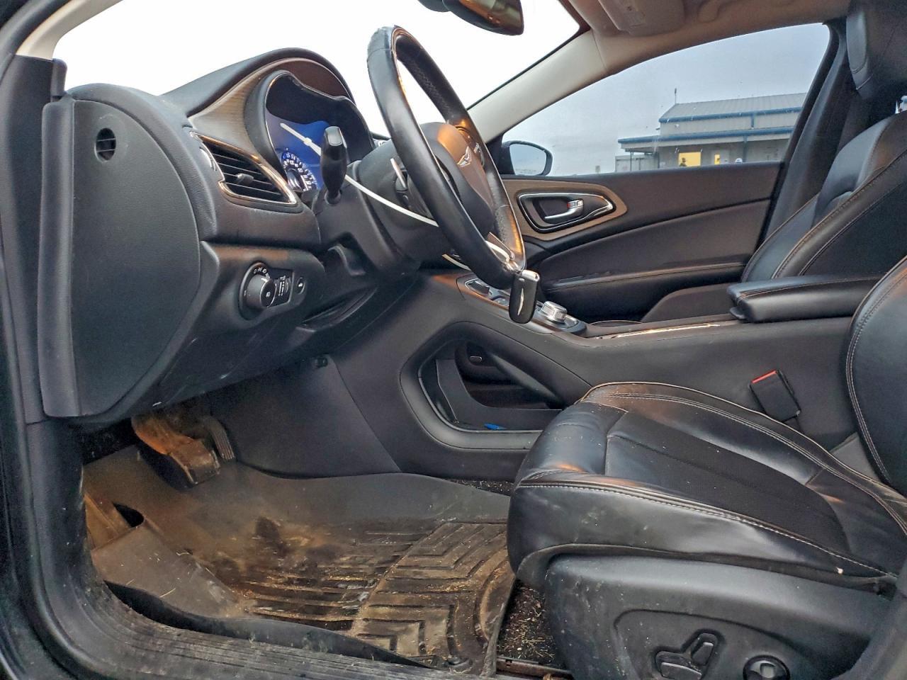 2015 Chrysler 200 c