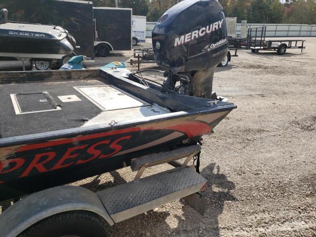 1997 Xpress Boat